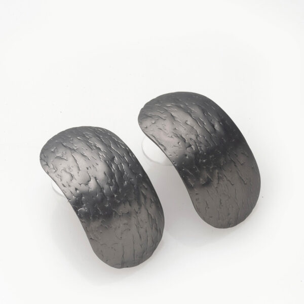 Σφυρήλατα Σκουλαρίκια