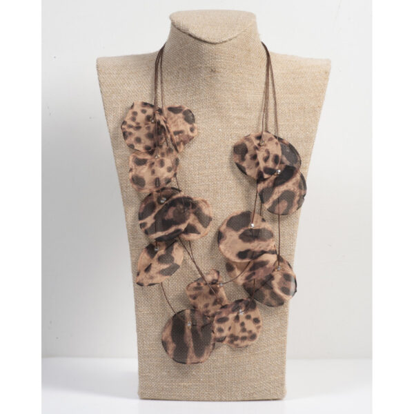 Τρίσειρο Χειροποίητο Κολιέ με Ύφασμα και Γυάλινες Χάντρες -Leopard print