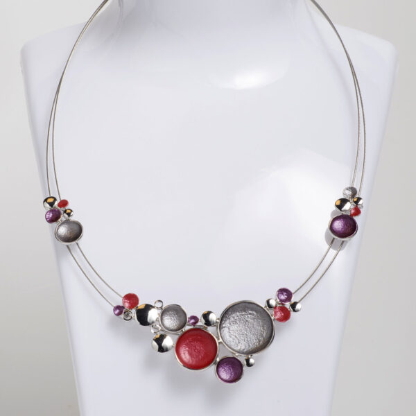 Elegant Enamel – Χειροποίητο Κολιέ με Σμάλτο