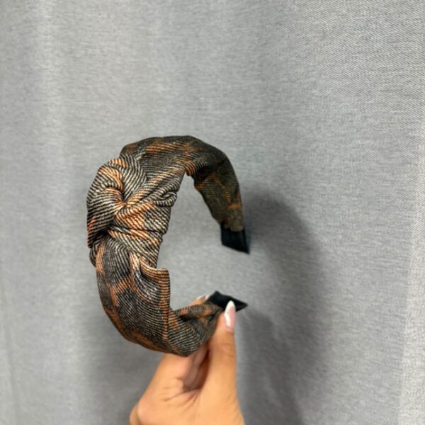 Denim Effect – Στέκα Μαλλιών με Εφέ Τζιν σε Γήινες Αποχρώσεις