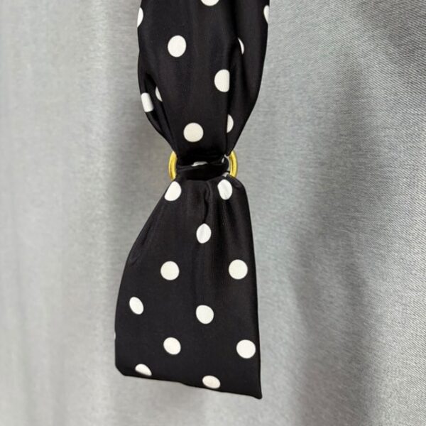 Polka Charm – Κορδέλα Μαλλιών Μαύρη με Λευκά Πουά