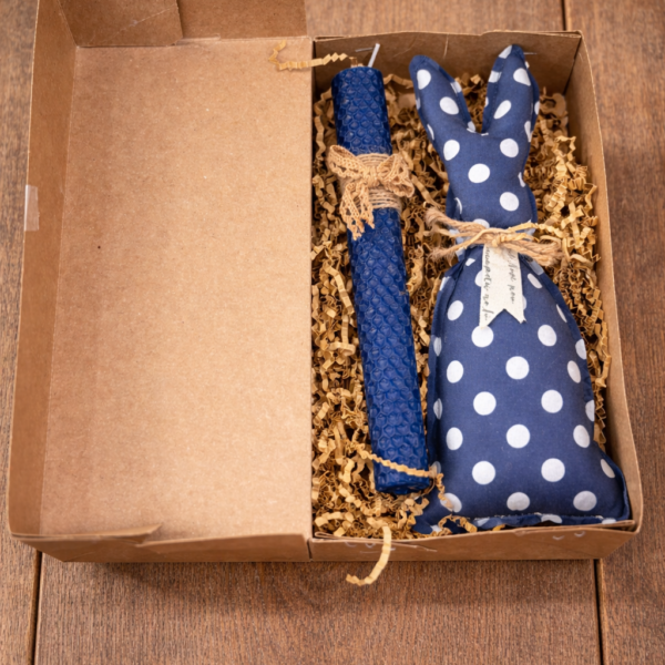 Πασχαλινό Σετ Δώρου με Λαμπάδα από Μελισσοκέρι & Χειροποίητο Υφασμάτινο για Νονό Μπλέ